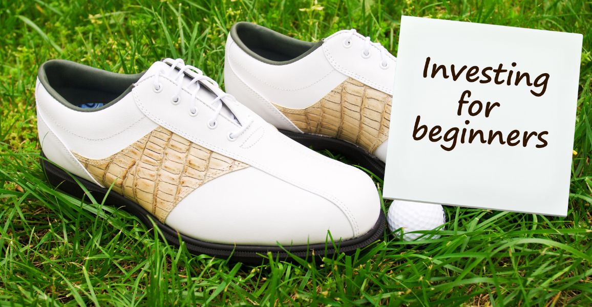 Golf shoes that beginners should buy sitting on grass